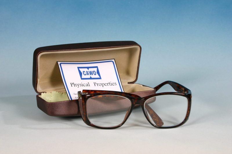 عینک سربی CAWO